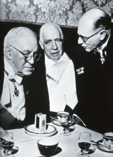 Sir Henry Hallett Dale, Niels Bohr and Sir Michael Perrin, 1956. Creator: Unknown.