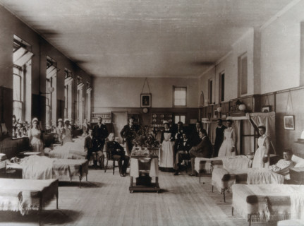 Baron Lister (seated) with his staff, Victoria ward, King's College Hospital, Lincoln's..., 1893. Creator: Unknown.