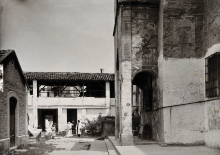 Hospital San Juan de Diós, Granada: exterior, c1900. Creator: Unknown.