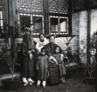 Peking, Pechili province, China,  1981 (from a negative of 1869). Creator: John Thomson.