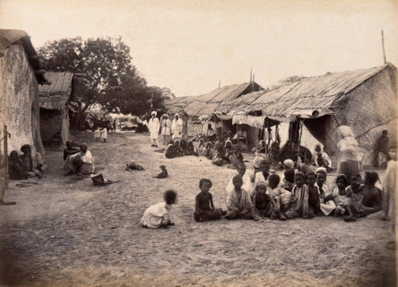 People living in the town of Dhobi Ghat, during bubonic plague outbreak, Karachi, India, 1897. Creator: Unknown.