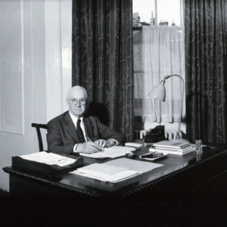 Sir Henry Hallett Dale. Creator: Unknown.