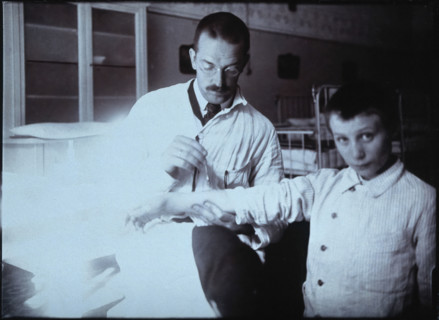 Clemens Peter Pirquet, Freiherr von Cesenatico, and a patient. Creator: Unknown.
