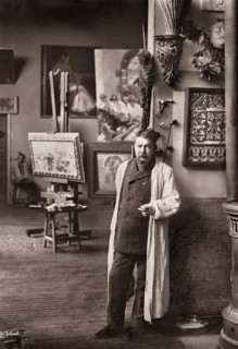 Joaquín Sorolla in his studio in Madrid, c1906. Creator: Franzen y Nissen, Christian (1863-1923).