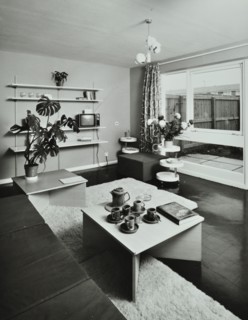 45 Enfield Chase, Houghton Regis, Dunstable, Bedfordshire: living room, 1971. Creator: Unknown.