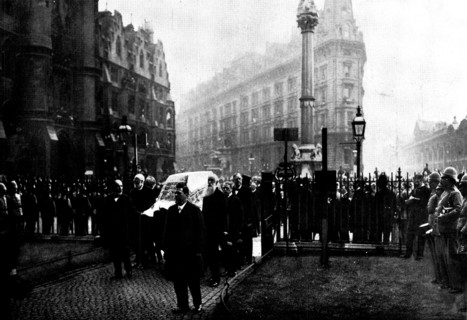 The Funeral of Mr. Gladstone: the funeral cortege at the entrance to the Abbey, 1898. Creator: SB Bolas & Co.