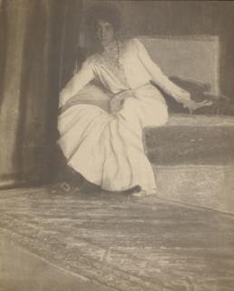 Portrait of Mercedes de Cordoba, 1902. Creator: Joseph Turner Keiley.