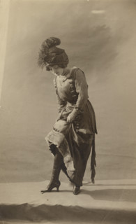 Betty Daussemond, 1890-1910. Creator: Paul Nadar.