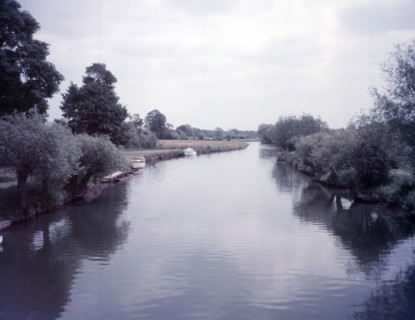 The River Thames at Newbridge, Oxfordshire, c1955. Creator: Arthur Charles Kirby Ware.