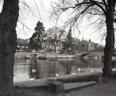 Evesham, Worcestershire, c1955. Creator: Arthur Charles Kirby Ware.
