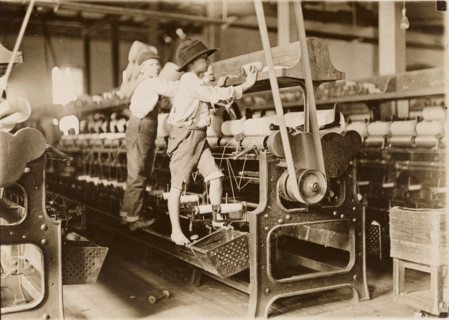 Doffer Boys, Macon, Georgia, 1909. Creator: Lewis Wickes Hine.