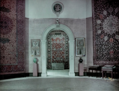 The Central Hall, The International Exhibition of Persian Art, at the Royal Academy of Arts, 1931. Creator: Unknown.