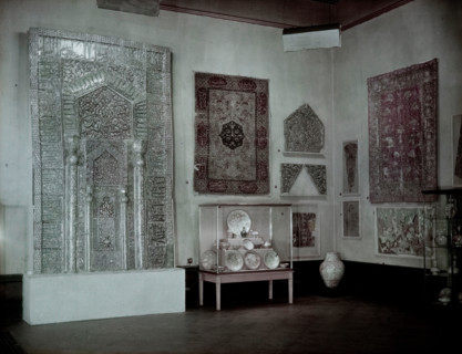 Gallery IV, the International Exhibition of Persian Art, at the Royal Academy of Arts, 1931. Creator: Unknown.