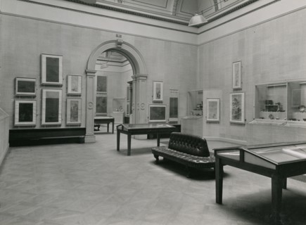 Gallery views of the 'International Exhibition of Chinese Art' held at the Royal Academy, 1935. Creator: Unknown.