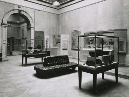 Gallery views of the 'International Exhibition of Chinese Art' held at the Royal Academy, 1935. Creator: Unknown.