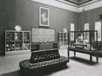 Gallery views of the 'International Exhibition of Chinese Art' held at the Royal Academy, 1935. Creator: Unknown.