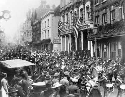 La première guerre mondiale 1914-1918. Première Guerre Mondiale - Nous contacter pour la légende