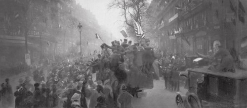 Scènes de joie à Paris le jour de l'armistice du 11 novembre 1918