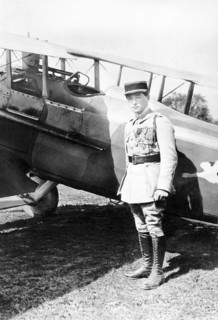 - Le Sous lieutenant Fonck - Premier Officier de la légion d'honneur après six victoires aériennes