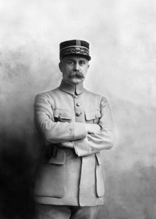Portrait en juillet 1917 du général Pétain. Portrait en juillet 1917 du Général PETAIN.