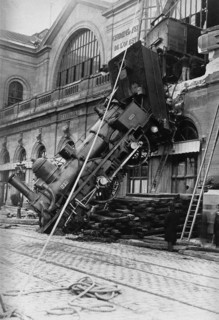 Le 22 octobre 1895 à 16 heures, le train n°56 venant de Grandville, à une vitesse comprise entre 40