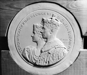 Médaille du couronnement du roi George VI et de la reine Elizabeth, 12 mai 1937 parue le 22 mai