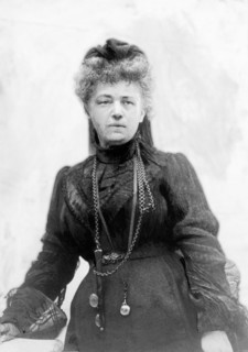 Portrait en 1905 de Bertha Kinsky, baronne von Suttner, première femme à obtenir le prix Nobel de