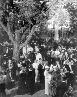 Fête de la grande nuit de Lonchamp en juuillet 1938.