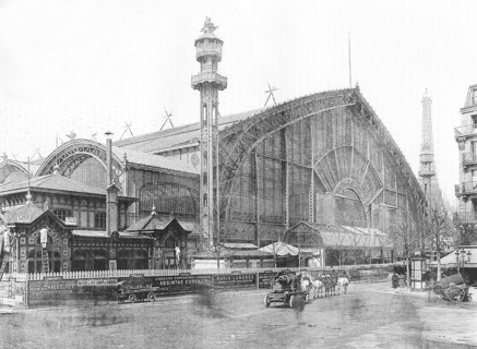 La galerie des machines.
