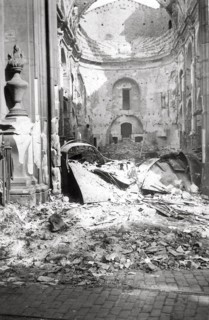 Ruines de l'église de Belen à Barcelone, en 1936