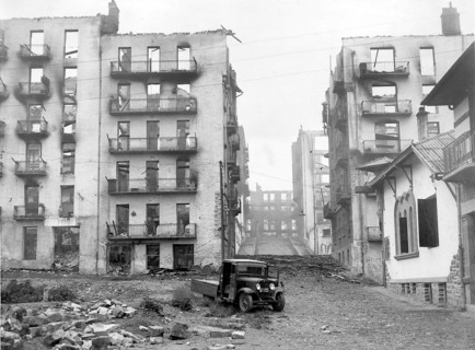 Ruins in Irun, 1936