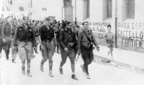 Défilé de troupes phalangistes, 1938