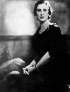 Dans les années 1930, portrait de Carmen Polo de Franco épouse du général Francisco Franco y
