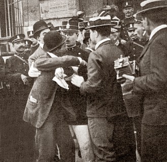 La translation des cendres de M Emile Zola au Panthéon le jeudi 4 juin 1908.