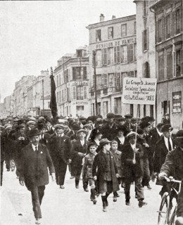 Manifestations syndicales du 1er mai 1920 à Versailles