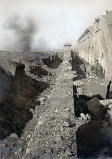 La première guerre mondiale, région Est, la Meuse. Au fort de Vaux, les fossés tragiques du fort.