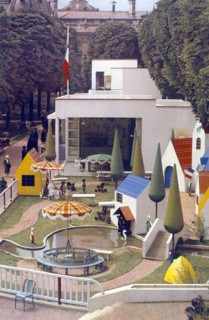 Exposition internationale des Arts et des Techniques appliqués à la vie moderne, en 1937 à Paris.