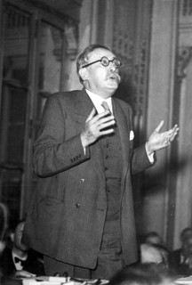 Léon Blum performing a speech in Roubaix, 1937