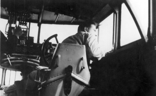 En 1939, le pilote français Henri Guillaumet à bord du "Lieutenant-de-vaisseau-Paris", lorsque