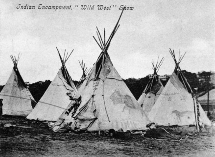 Buffalo Bill's Wild West, Indian camp