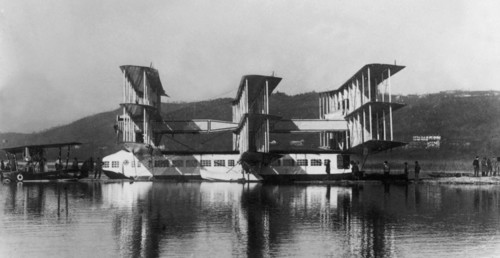 Giant hydroplane Caproni