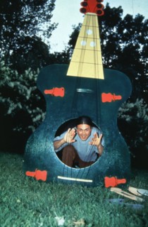 Guitare à l'oreille, instrument pour l'éveil musical