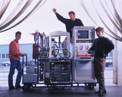 A Minipress of composite Materials