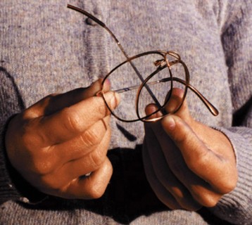 Lunettes à branches "à mémoire de forme"