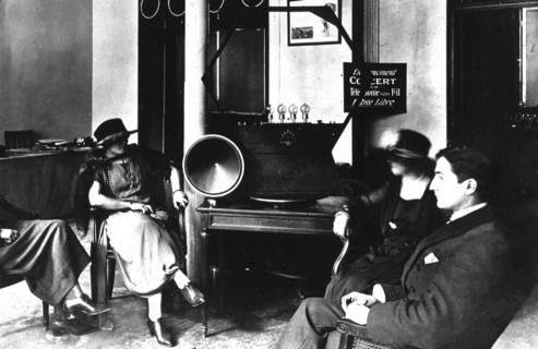 Studio d'enregistrement en 1923