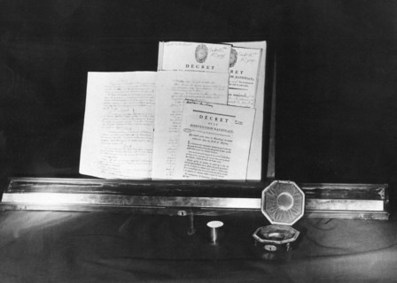 Meter standard and kilogram standard