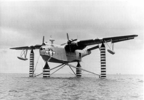 Working platform for seaplane.