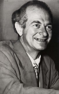 Portrait de Linus Pauling, chimiste américain.