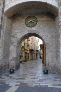 2009, Hyères, 83400, porte de la rade, ville médiévale de Hyères