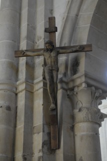 christ, intérieur église Montréal, Montréal en basse Bourgogne, octobre 2009